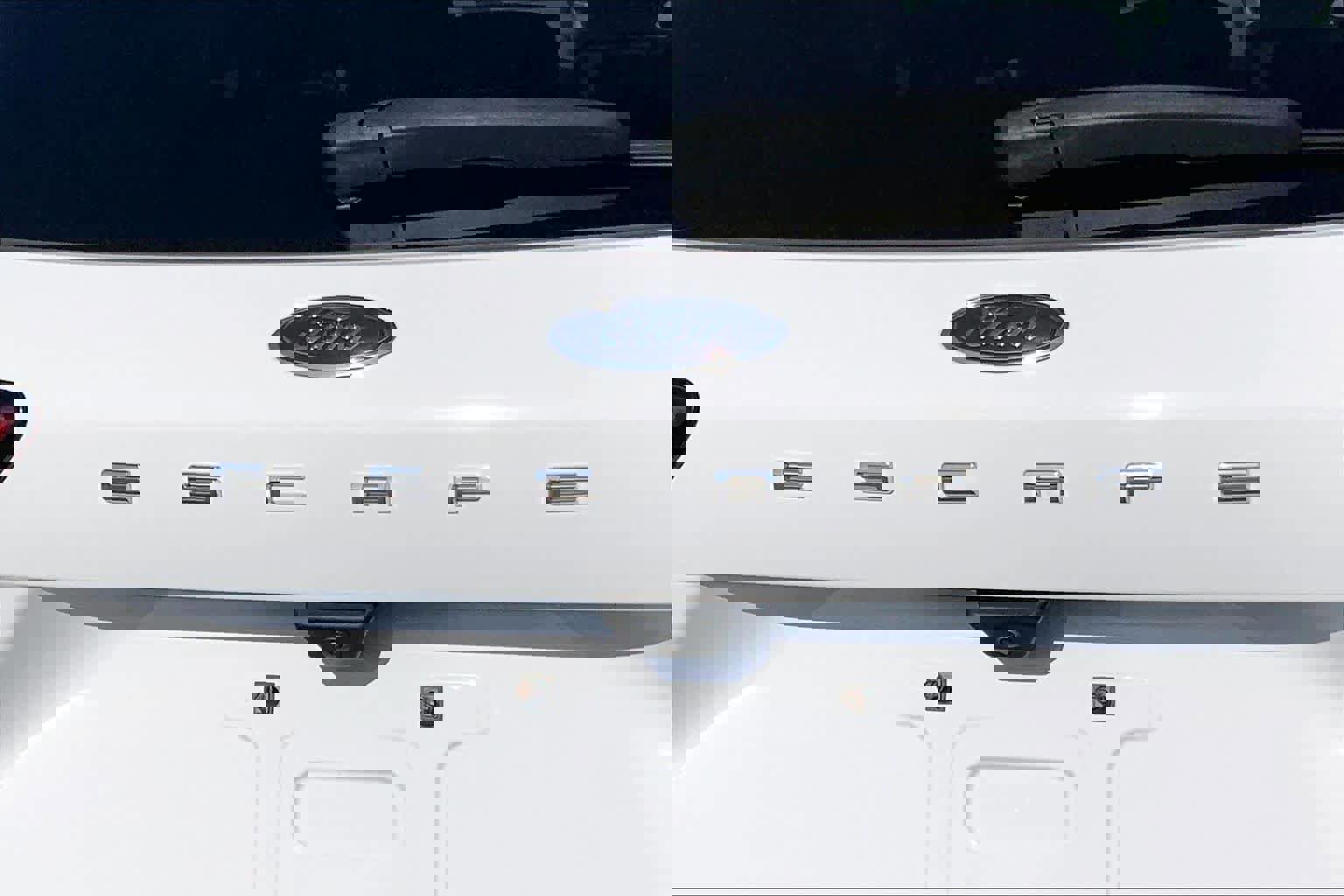 Certified 2022 Ford Escape SE w/ SE Sport Appearance Package FWD image 27