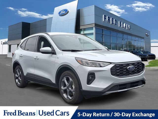 Certified 2025 Ford Escape ST-Line Select
