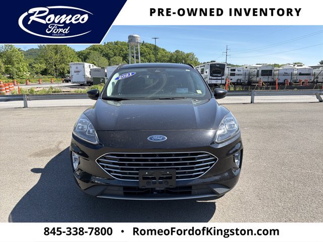 Certified 2021 Ford Escape Titanium w/ Titanium Elite Package AWD/4WD image 2
