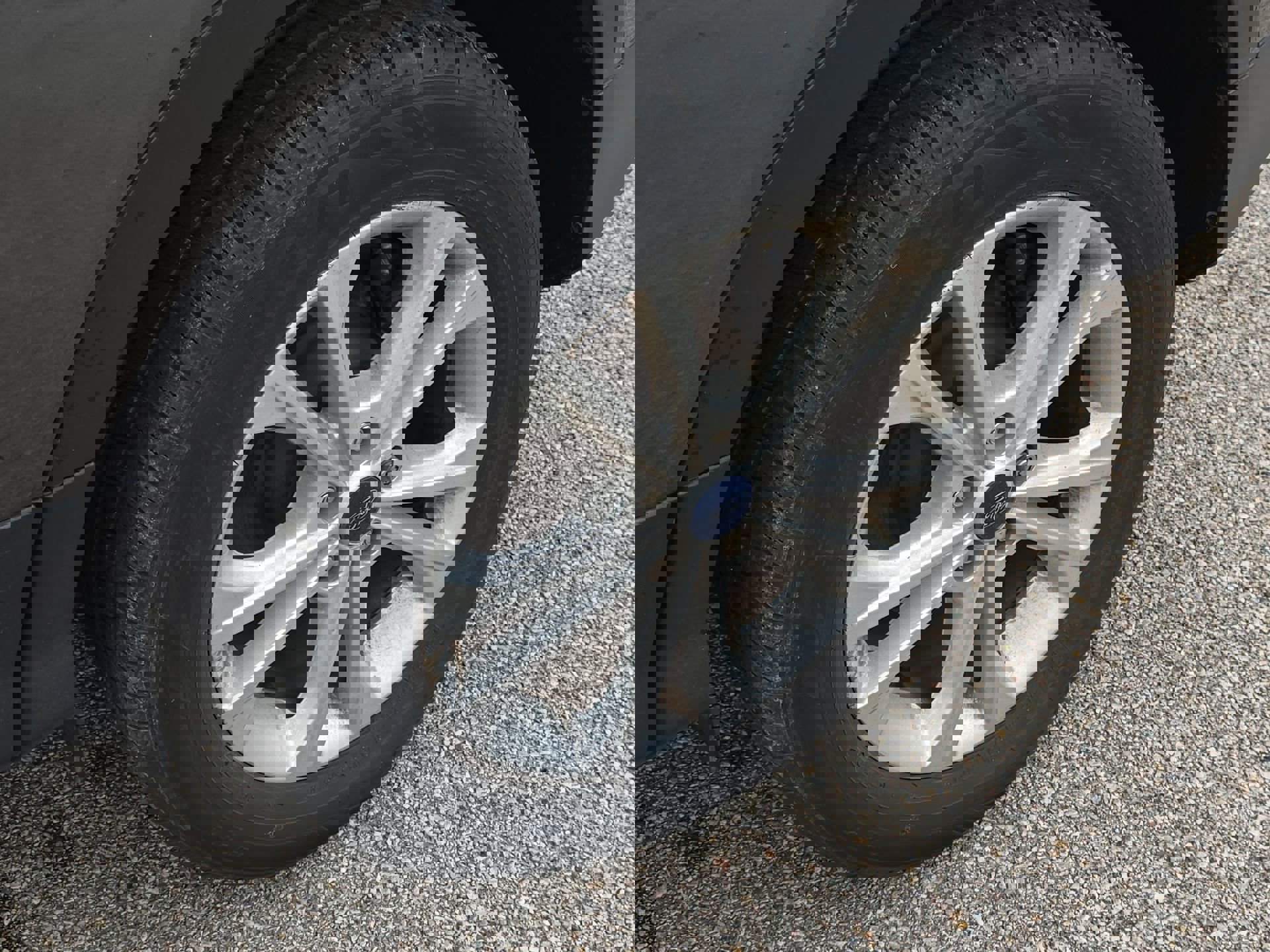 Certified 2019 Ford Escape SE image 10