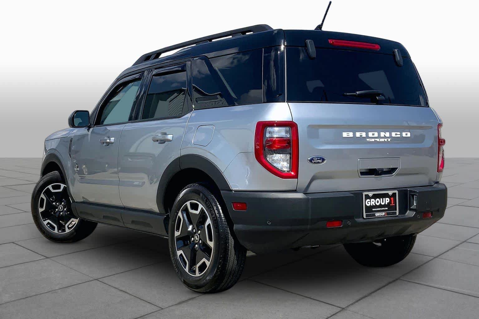 Certified 2023 Ford Bronco Sport Outer Banks AWD/4WD image 12