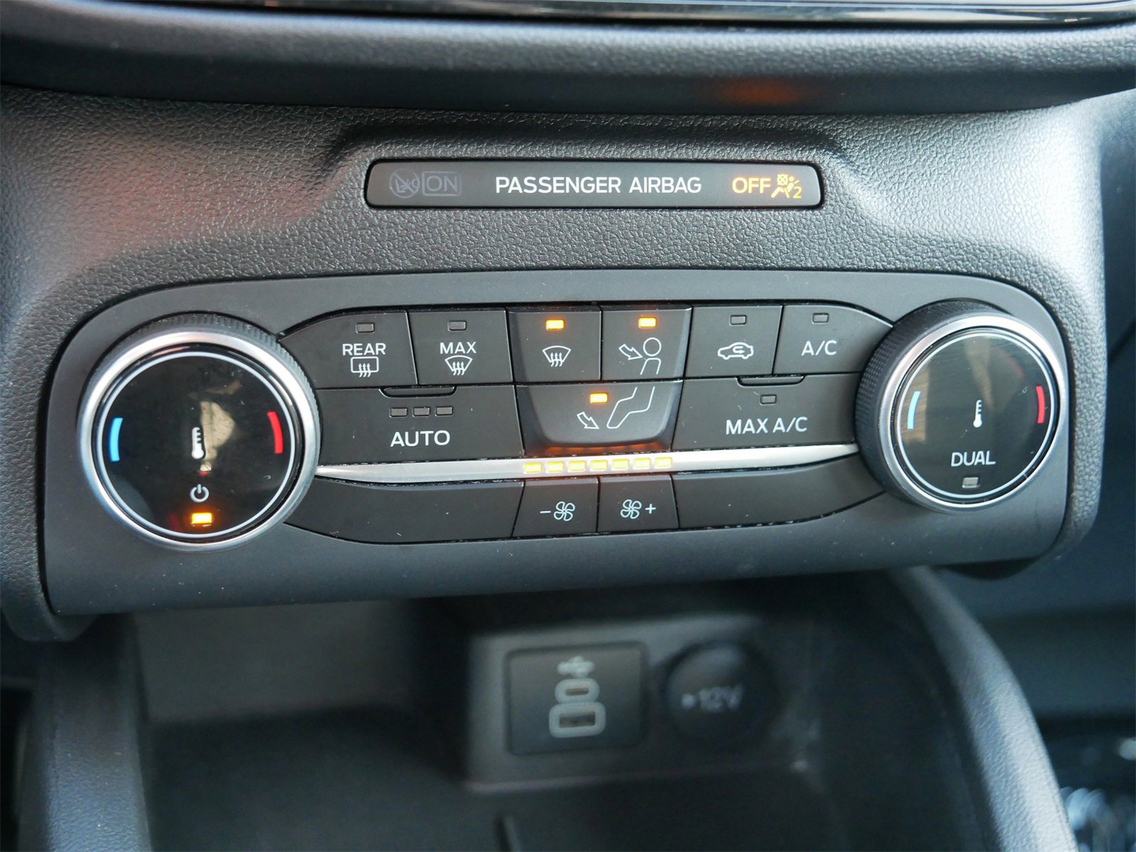 Certified 2025 Ford Escape ST-Line image 22