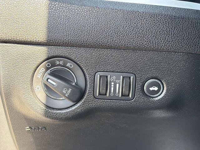 Used 2022 Chrysler 300 S image 17