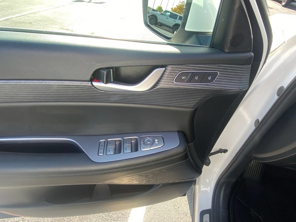 Used 2024 Hyundai Palisade Limited AWD/4WD image 11