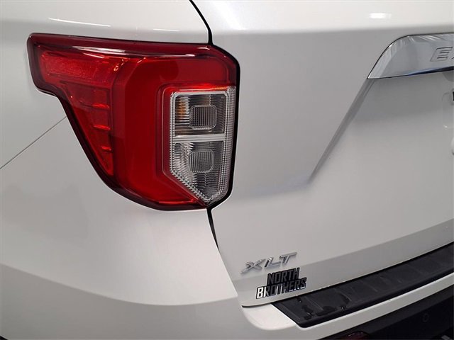 Certified 2023 Ford Explorer XLT w/ Equipment Group 202A image 31
