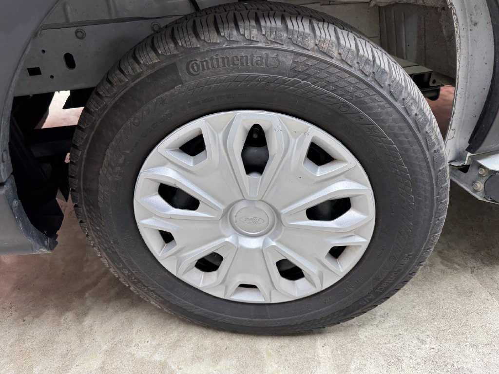 Certified 2025 Ford Transit 250 Low Roof w/ Exterior Upgrade Package RWD image 34