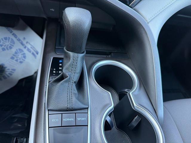 Used 2022 Toyota Camry LE FWD image 16