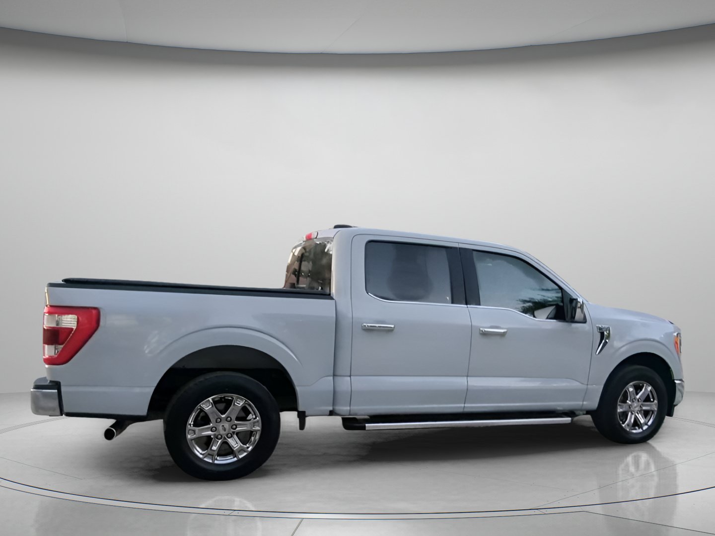 Certified 2023 Ford F150 Lariat RWD image 30