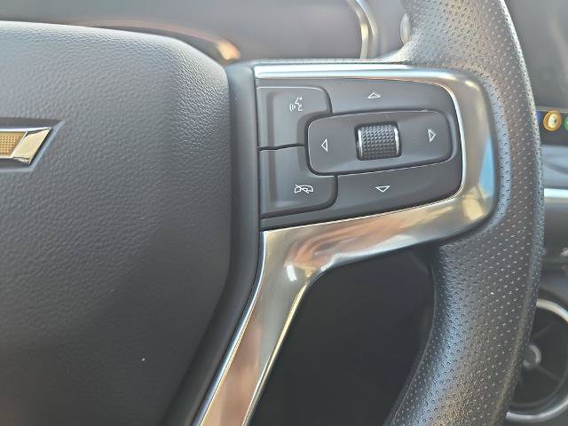 Used 2025 Chevrolet Blazer LT FWD image 17