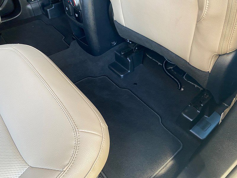 Certified 2021 Ford Explorer Limited w/ Equipment Group 301A image 32