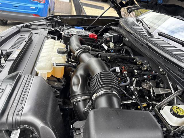 Certified 2025 Ford Expedition Platinum AWD/4WD image 34