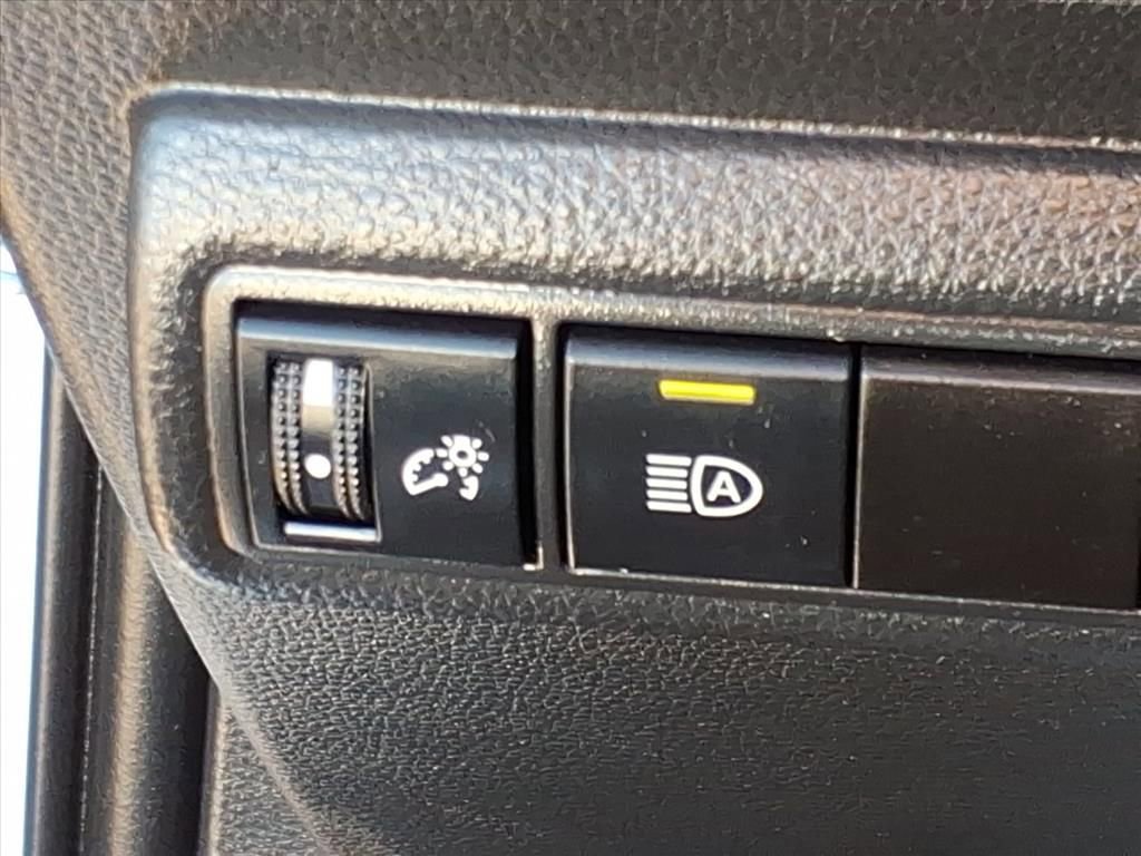 Used 2023 Toyota Corolla LE image 17