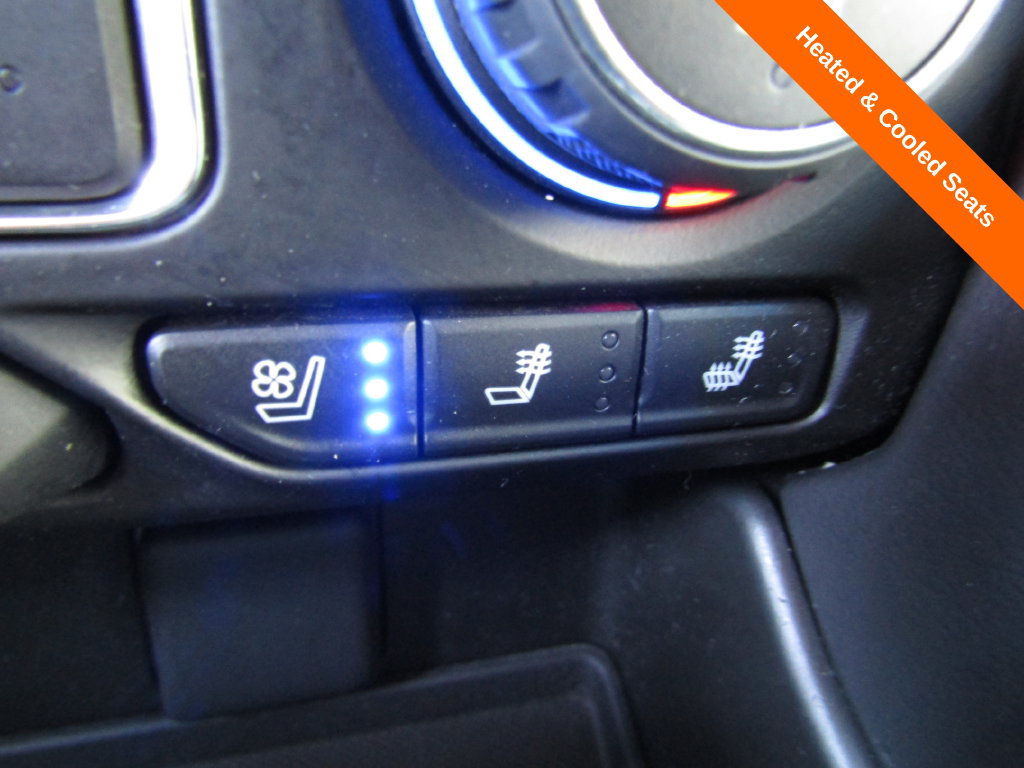 Used 2024 Chevrolet Tahoe Premier AWD/4WD image 23