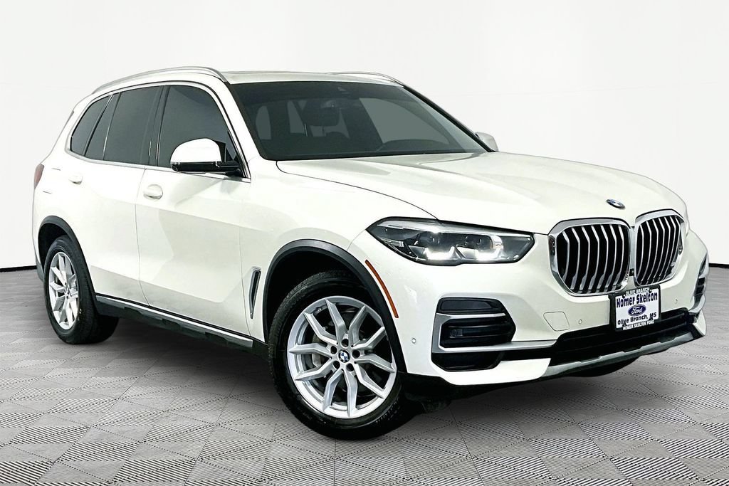 Used 2022 BMW X5 xDrive40i w/ Premium Package