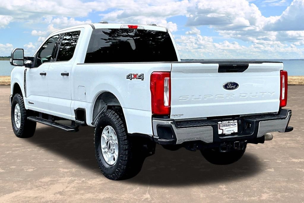 Certified 2025 Ford F250 XLT AWD/4WD image 5