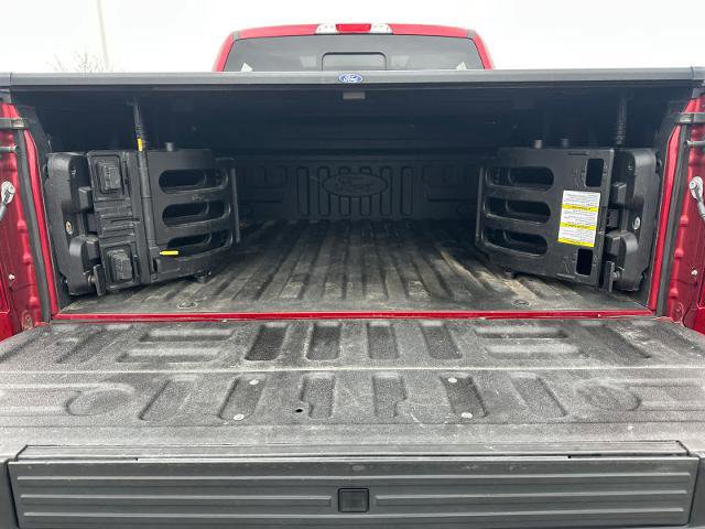 Certified 2018 Ford F150 Platinum w/ Equipment Group 701A Luxury image 34