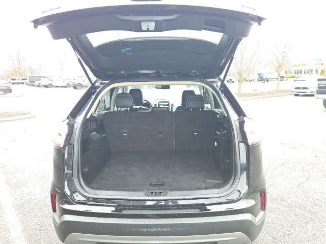 Certified 2024 Ford Edge SEL image 11