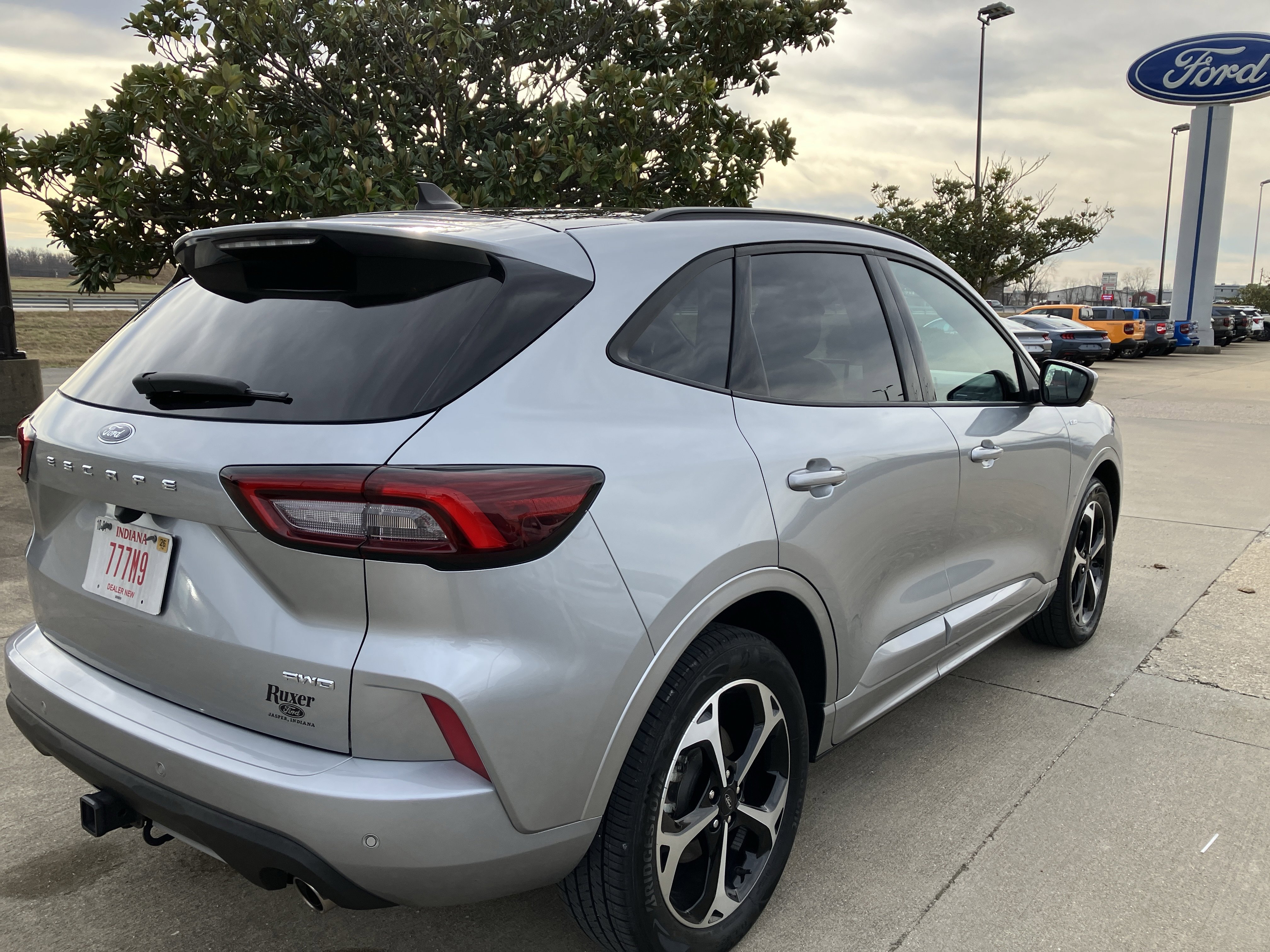 Certified 2023 Ford Escape ST-Line Select w/ Tech Pack #2 image 5