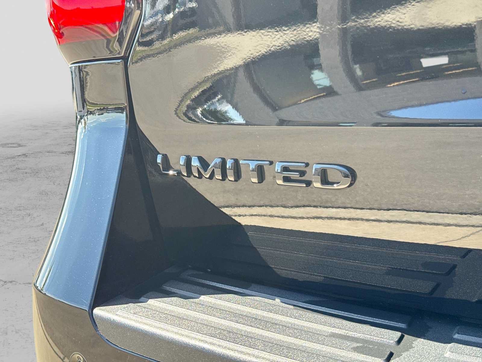 Certified 2023 Ford Expedition Limited AWD/4WD image 12