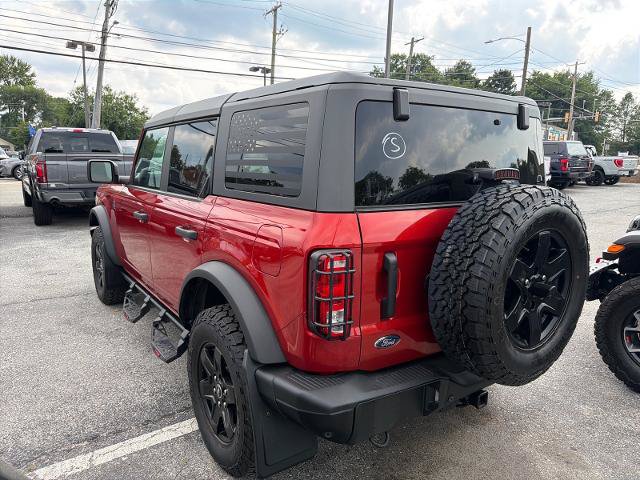 Certified 2024 Ford Bronco Black Diamond AWD/4WD image 9