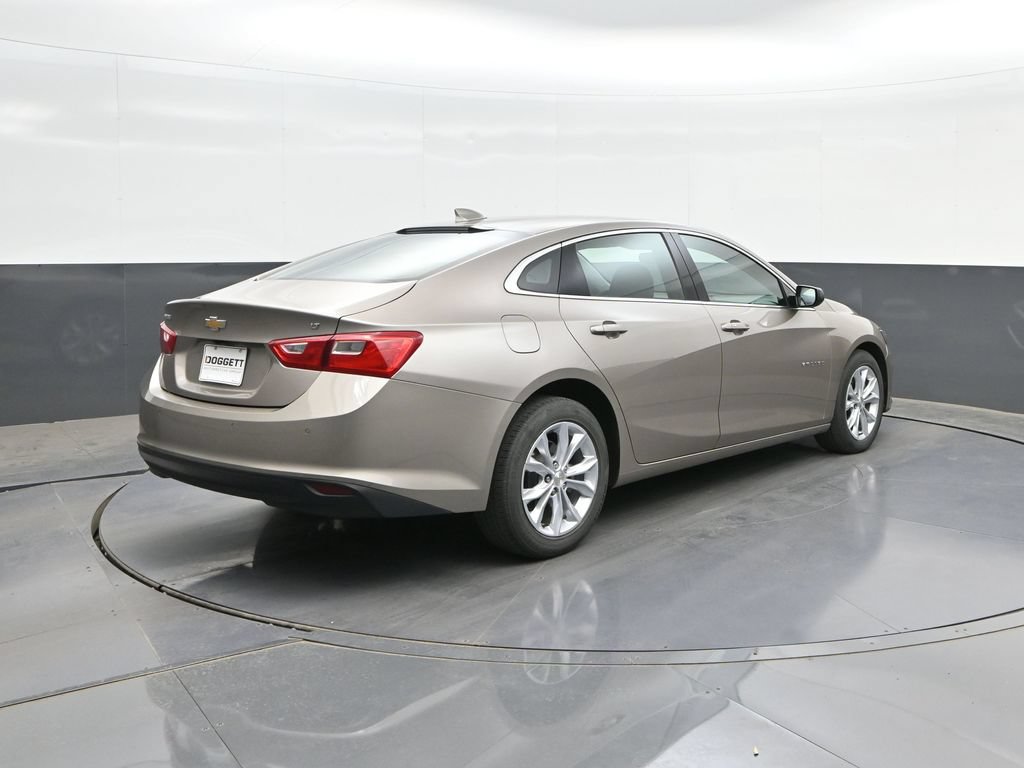 Used 2025 Chevrolet Malibu LT FWD image 11