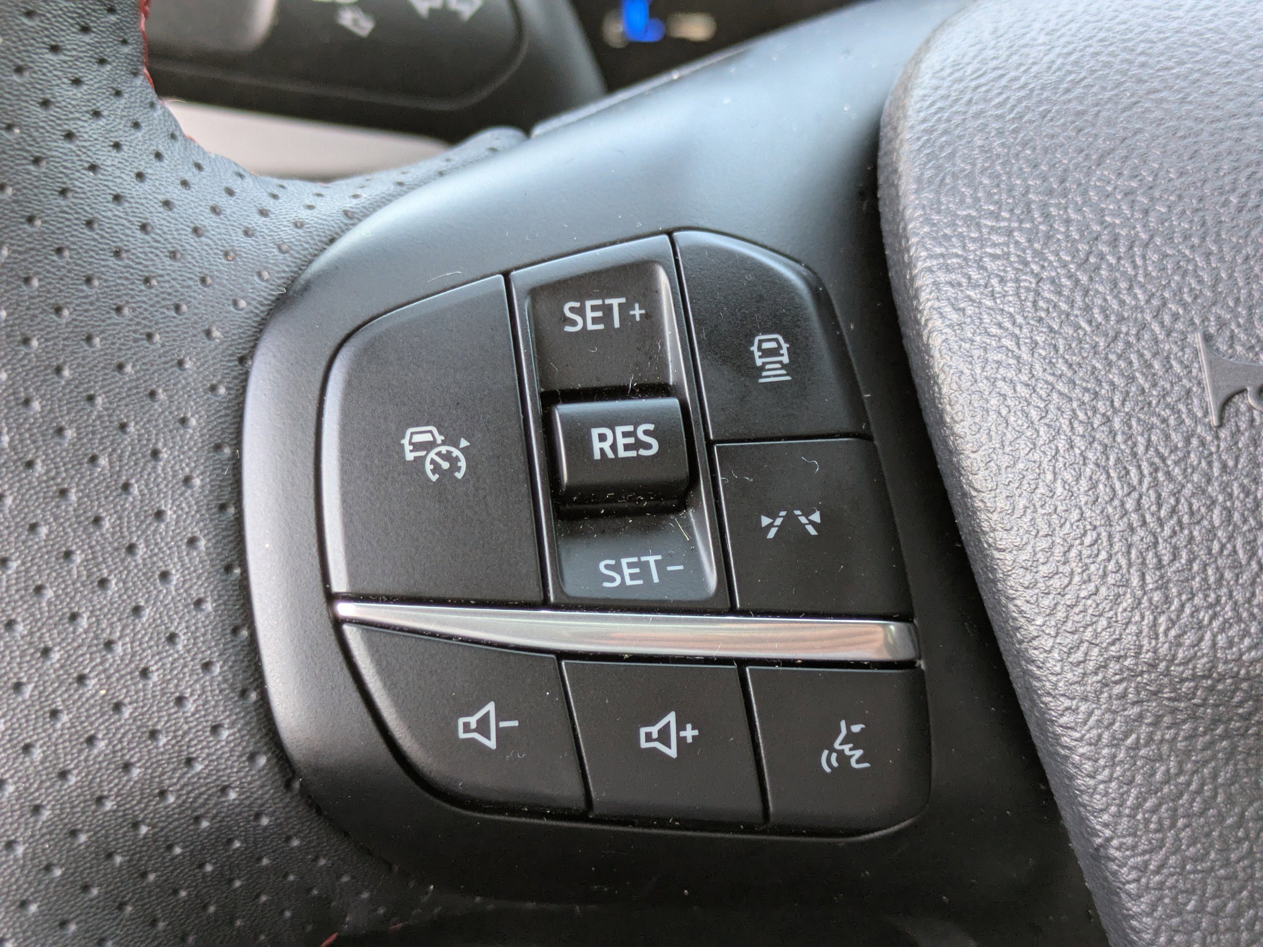 Certified 2025 Ford Escape ST-Line w/ Tech Pack #1 image 21