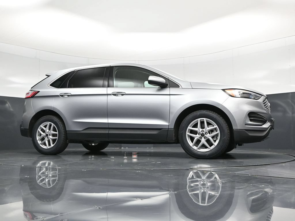Certified 2024 Ford Edge SEL AWD/4WD image 44
