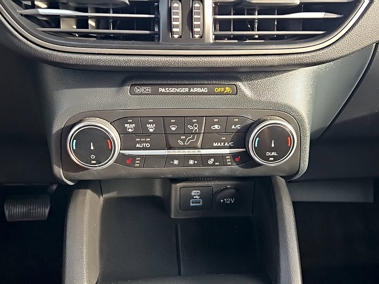 Certified 2023 Ford Escape Active AWD/4WD image 19