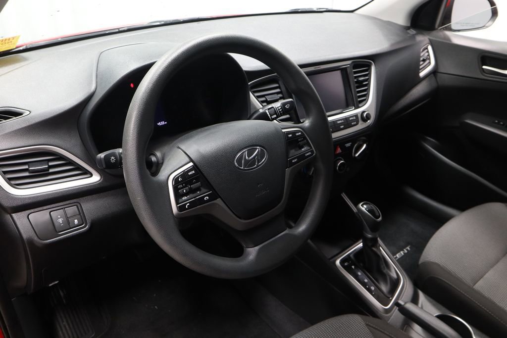 Used 2020 Hyundai Accent SEL image 24