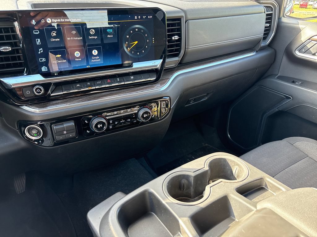 Used 2025 Chevrolet Silverado 1500 LT AWD/4WD image 11