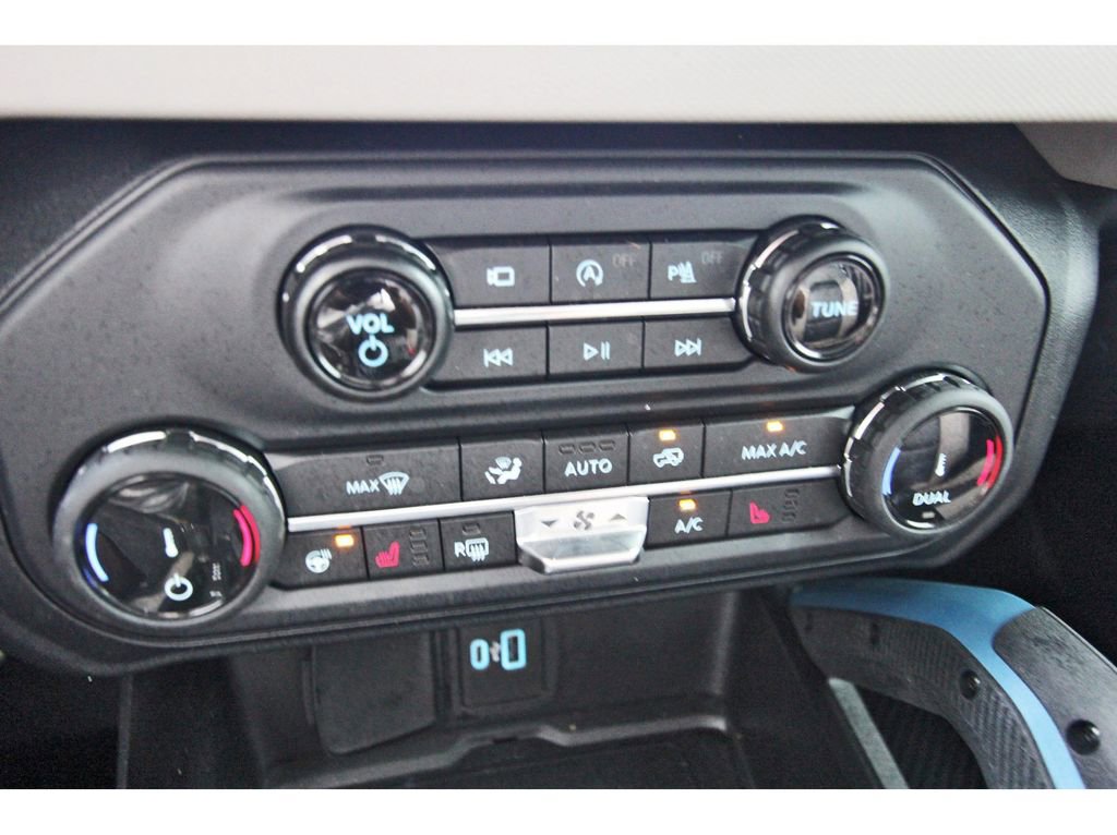 Certified 2022 Ford Bronco Wildtrak AWD/4WD image 26