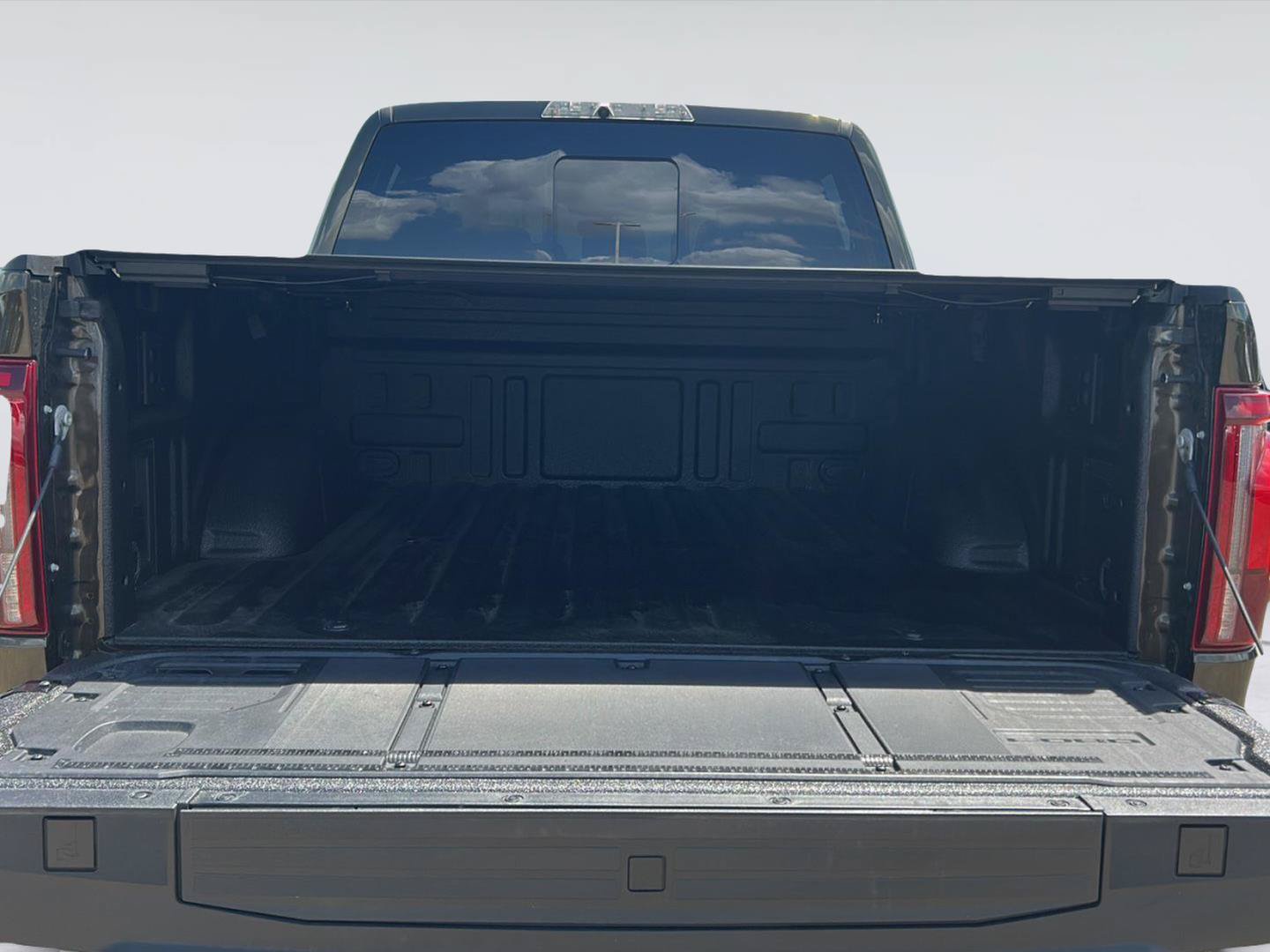 Certified 2025 Ford F150 Raptor AWD/4WD image 30