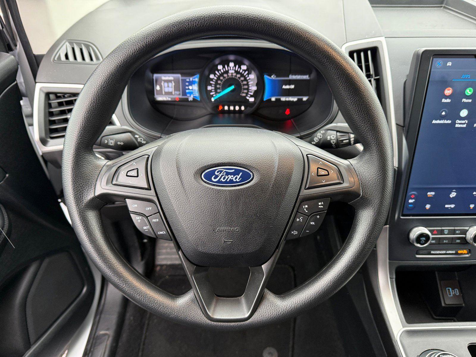 Certified 2022 Ford Edge SE w/ Black Appearance Package image 19