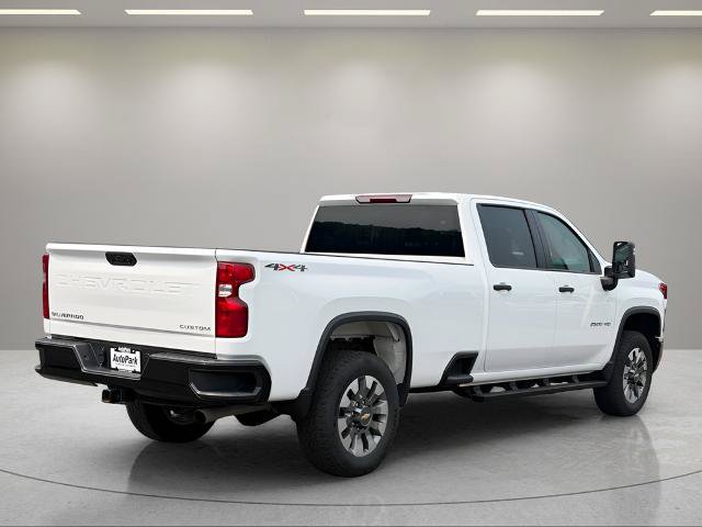 Used 2025 Chevrolet Silverado 2500 Custom w/ Custom Convenience Package AWD/4WD image 7