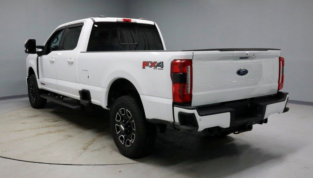 Certified 2023 Ford F350 Lariat w/ Lariat Ultimate Package image 3