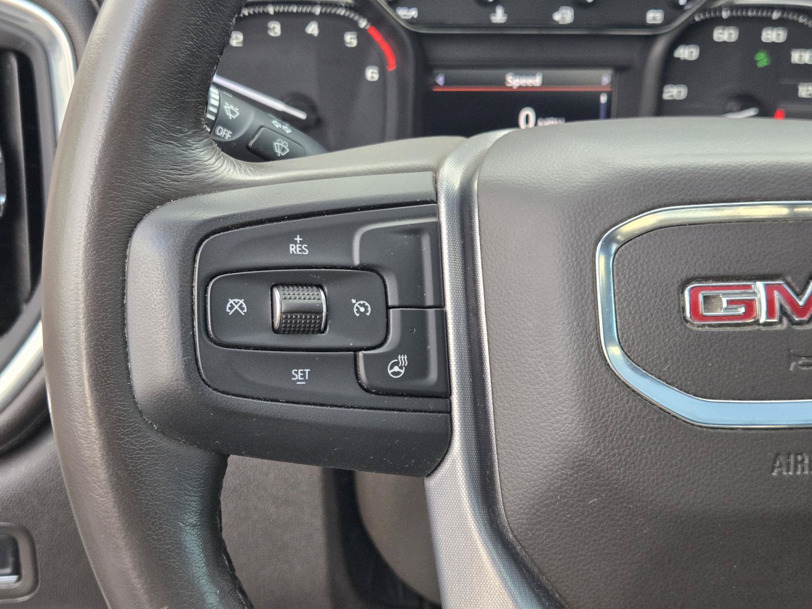 Used 2021 GMC Sierra 1500 SLT w/ SLT Convenience Package AWD/4WD image 25