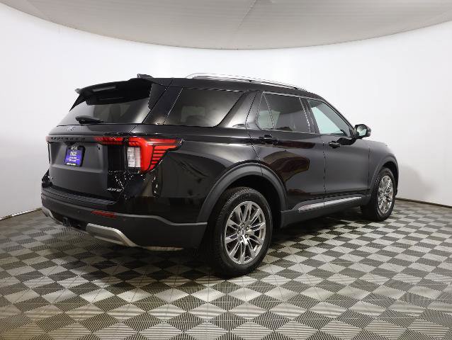 Certified 2025 Ford Explorer Platinum AWD/4WD image 4