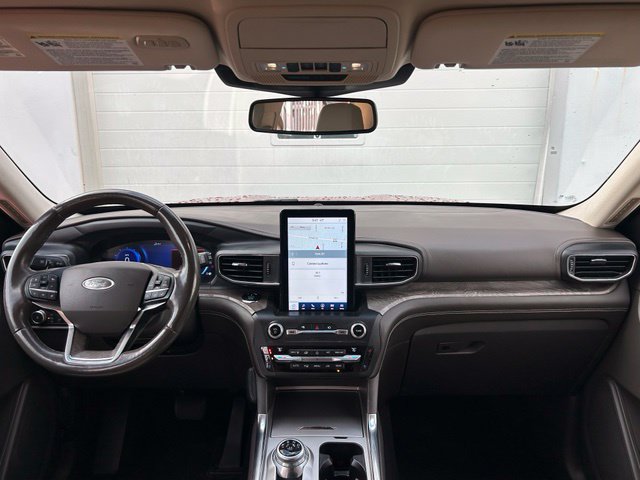 Certified 2020 Ford Explorer Platinum w/ Premium Technology Package AWD/4WD image 10