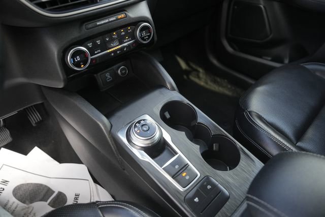 Certified 2021 Ford Escape SEL image 29