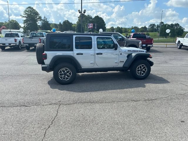 Used 2024 Jeep Wrangler Unlimited Rubicon AWD/4WD image 44