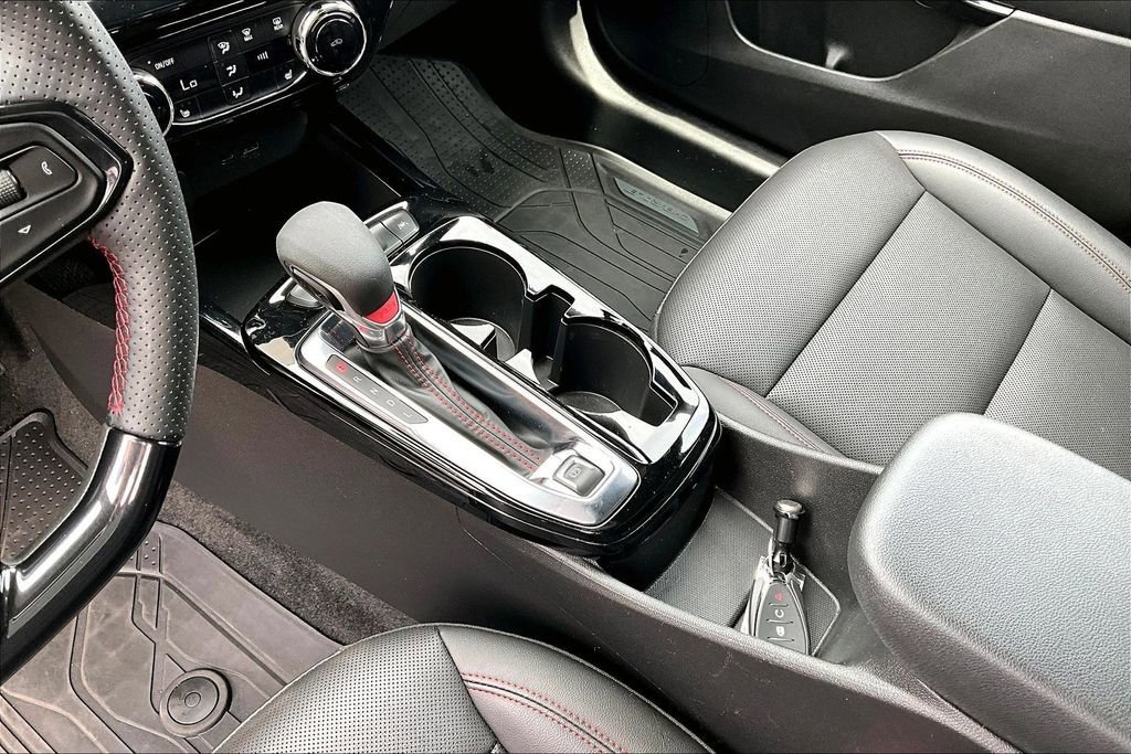 Used 2024 Chevrolet Trax RS w/ Driver Confidence Package FWD image 15