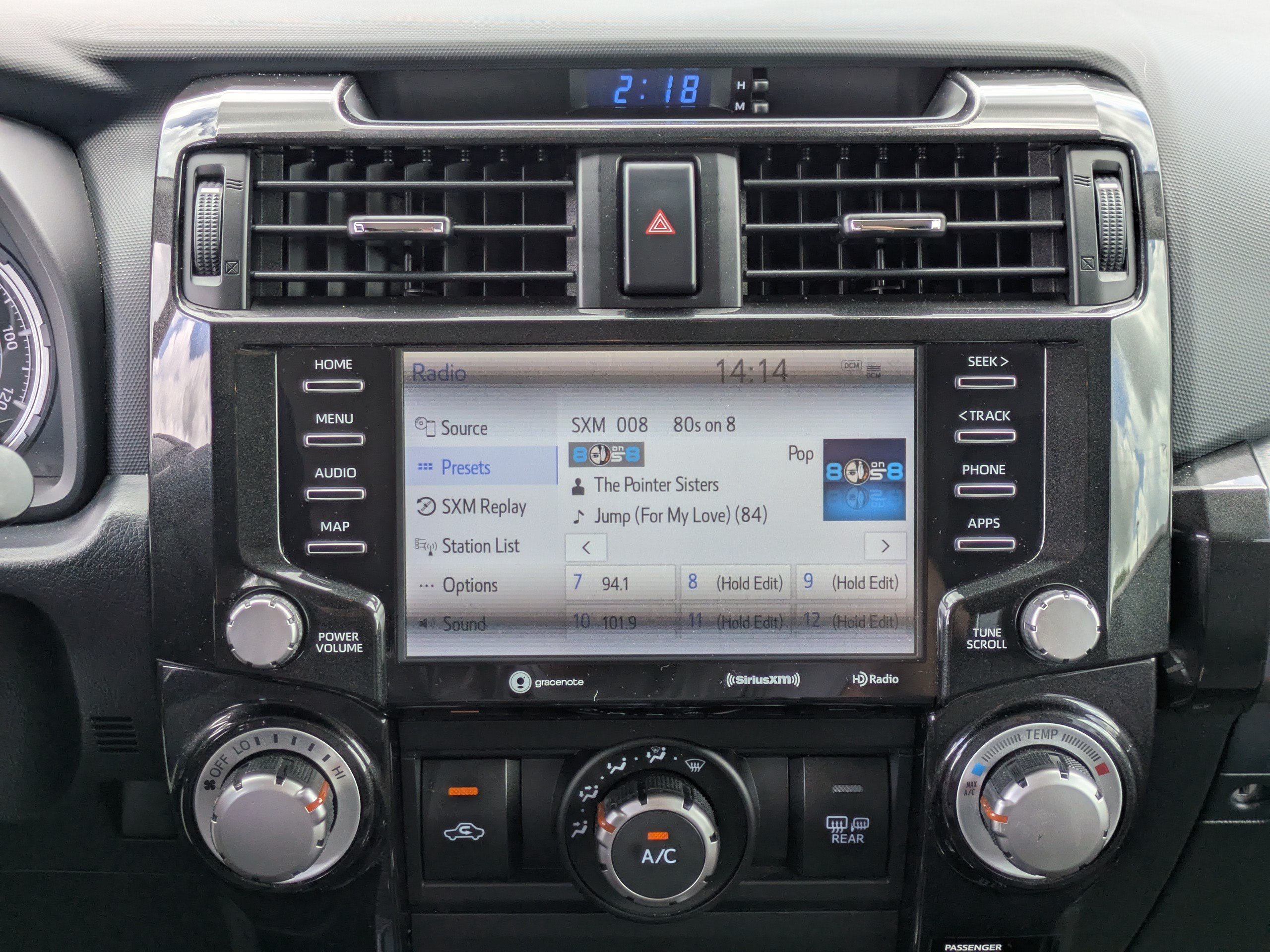 Used 2020 Toyota 4Runner TRD Off-Road AWD/4WD image 17