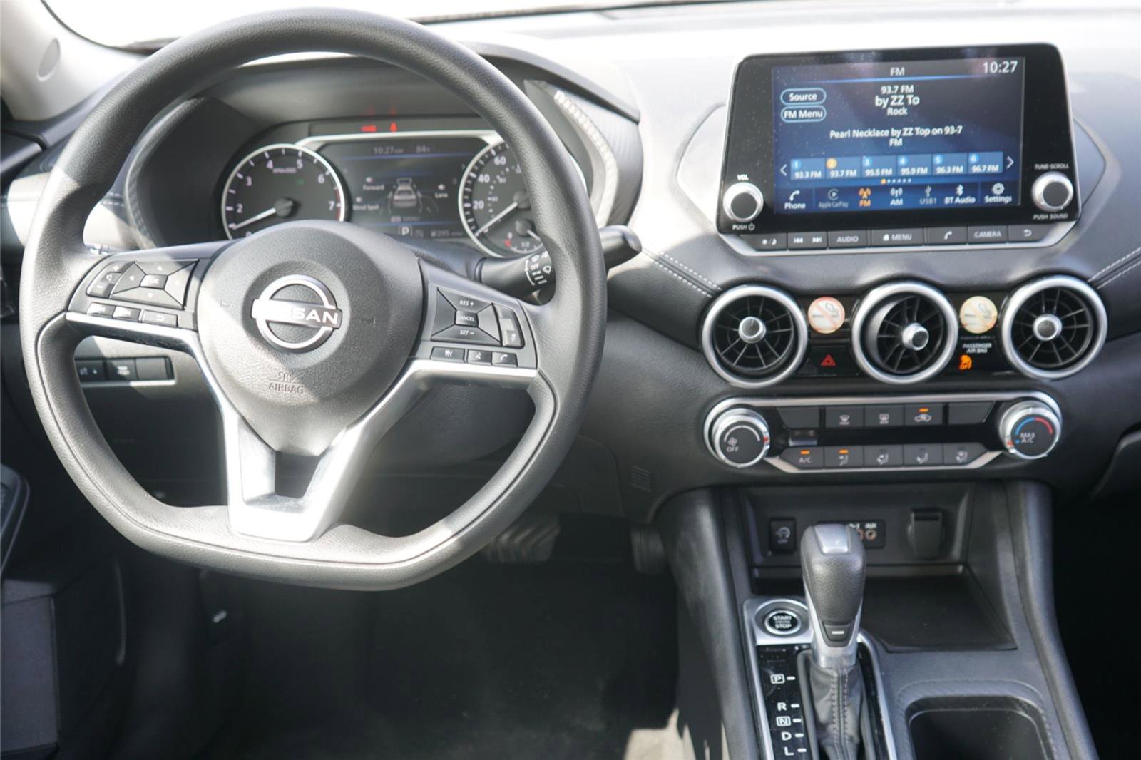 Used 2024 Nissan Sentra SV FWD image 25