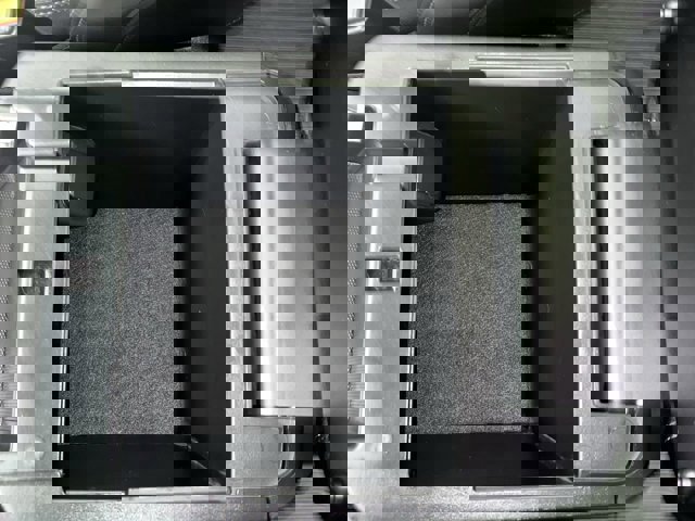 Certified 2022 Ford Explorer XLT w/ XLT Sport Appearance Package image 31