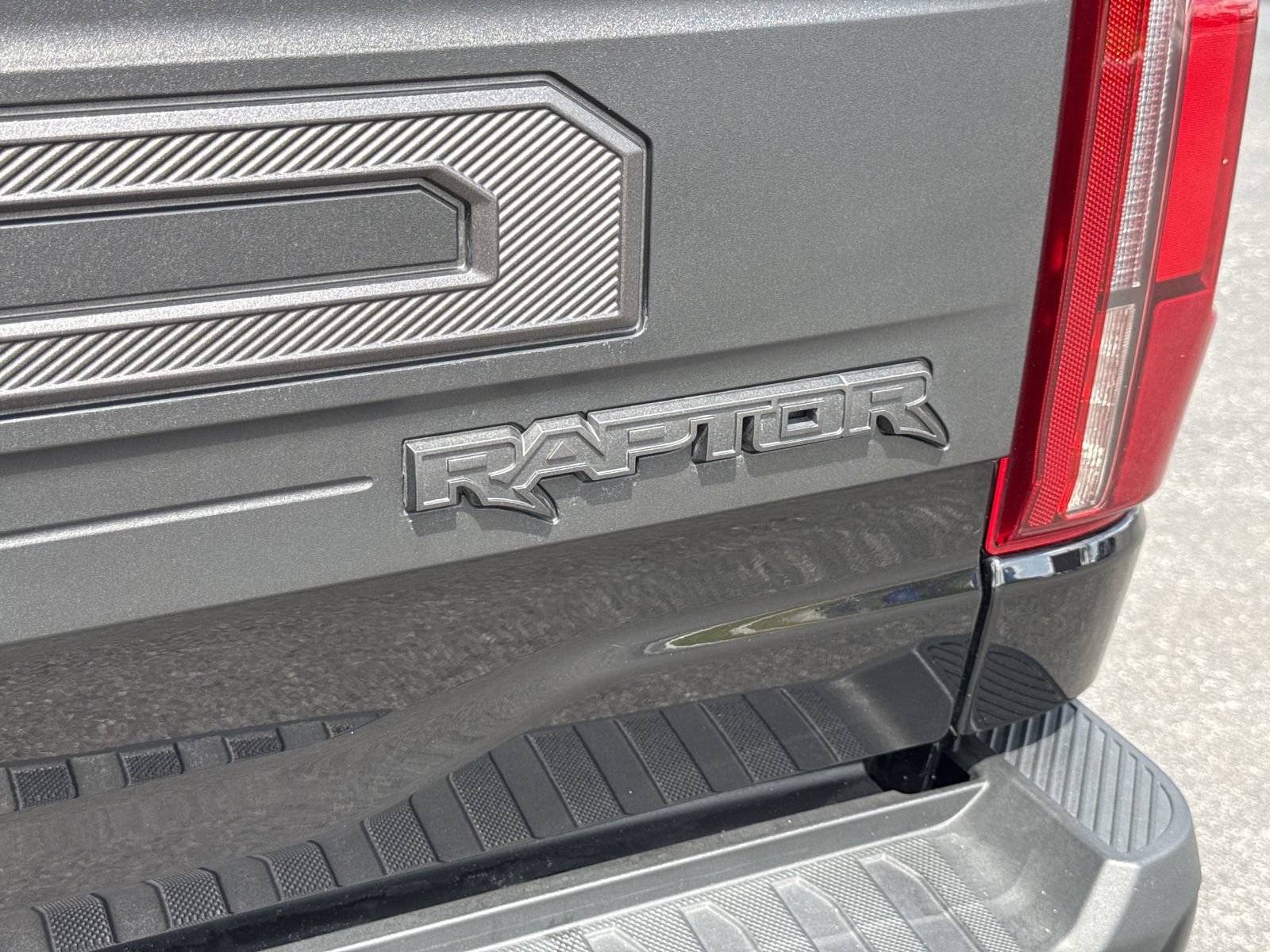 Certified 2025 Ford F150 Raptor AWD/4WD image 13