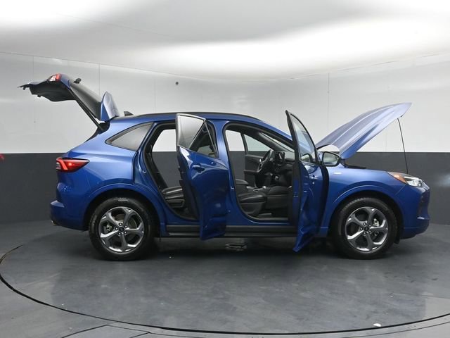 Certified 2023 Ford Escape ST-Line w/ Tech Pack #1 AWD/4WD image 56
