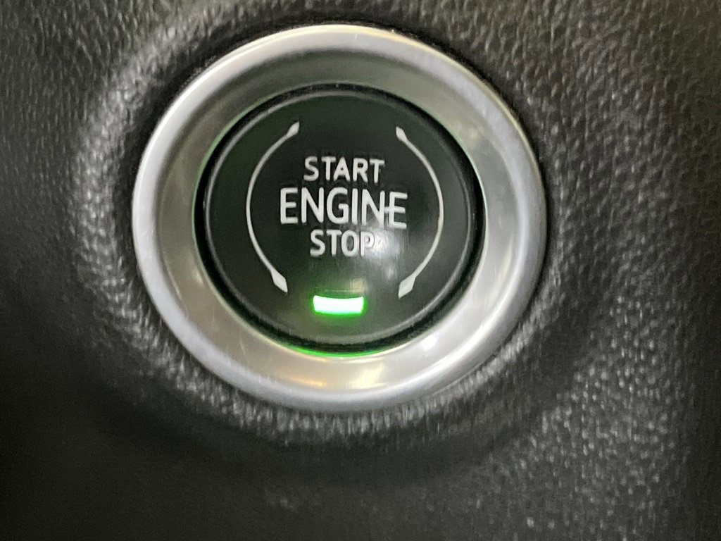 Used 2021 Chevrolet Silverado 1500 High Country w/ Technology Package image 23