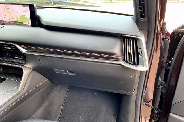 Used 2025 MAZDA CX-90 3.3 Turbo S w/ Premium Package image 18