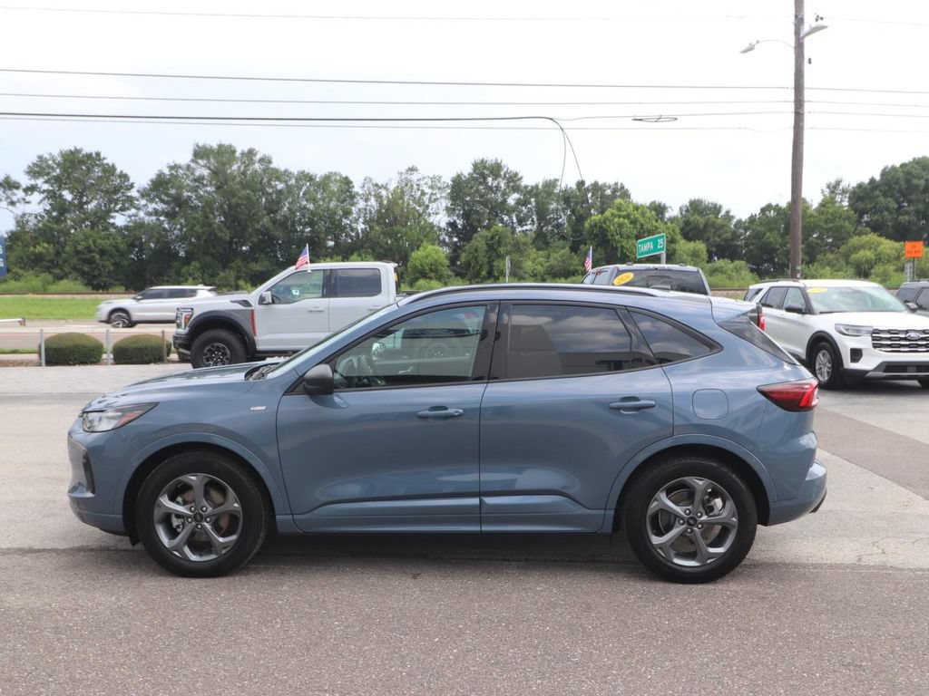 Certified 2024 Ford Escape ST-Line w/ Tech Pack #1 FWD image 8