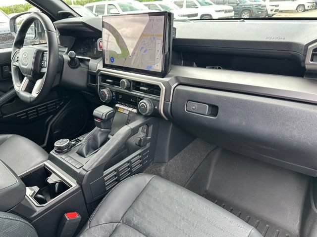 Used 2025 Toyota 4Runner TRD Off-Road Premium AWD/4WD image 10